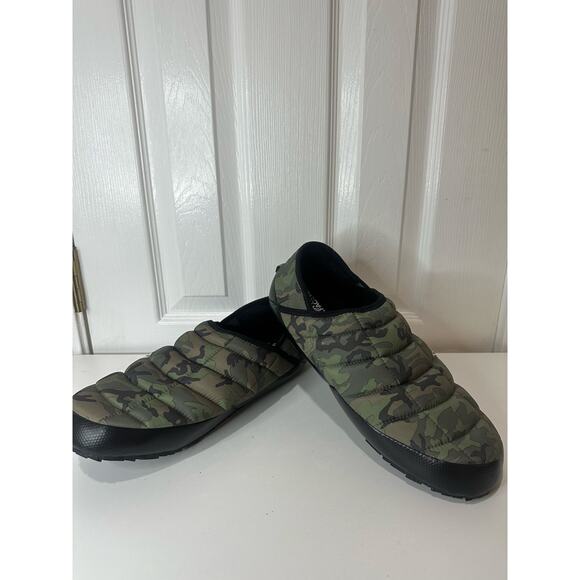 The North Face NWOT Thermoball Traction Mules V Camouflage Men’s Sz 14 - Picture 4 of 7